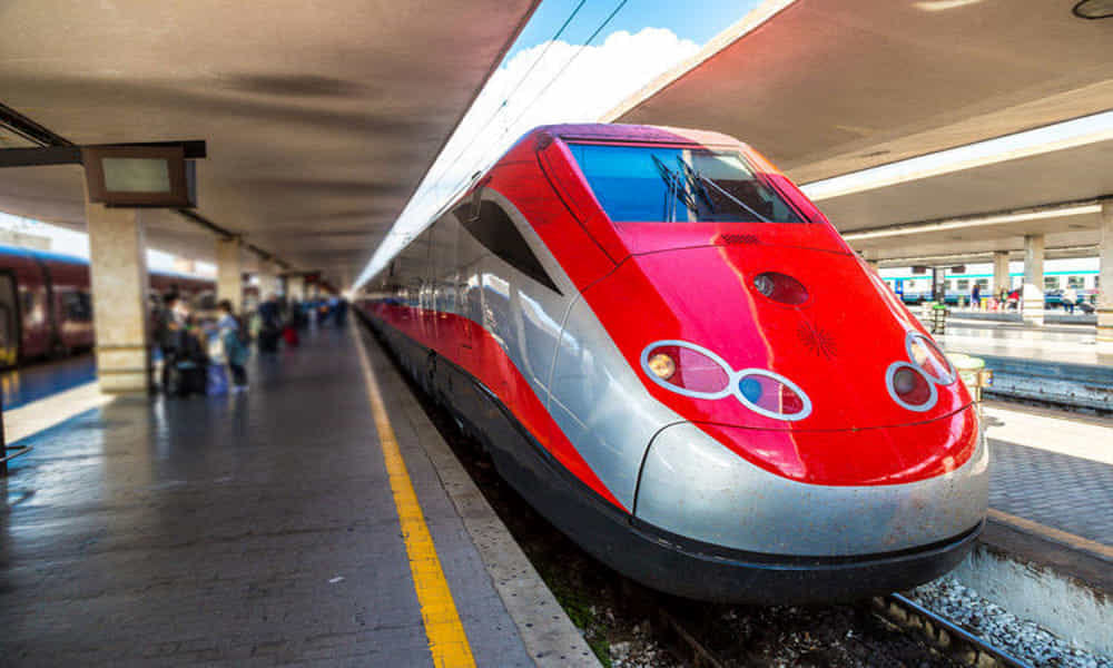 ローマ空港からフィレンツェ/ナポリへの直行電車を開通したイタリアの狙い